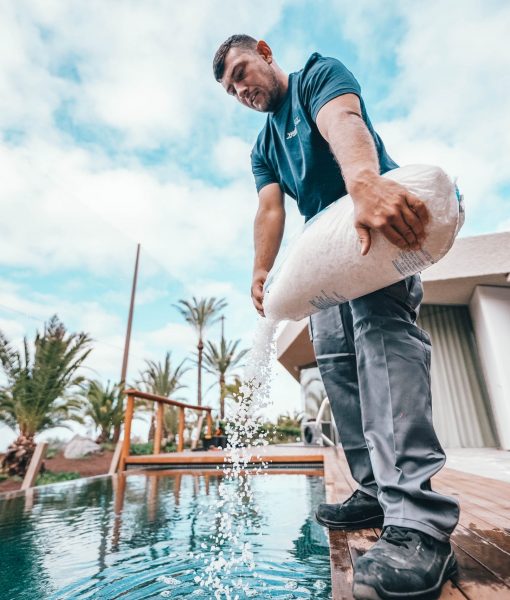 TENERIFE POOLS PISCINAS TENERIFE CONSTRUCCION MANTENIMIENTO REHABILITACION MAINTENANCE CONSTRUCTION REFORM ADEJE
